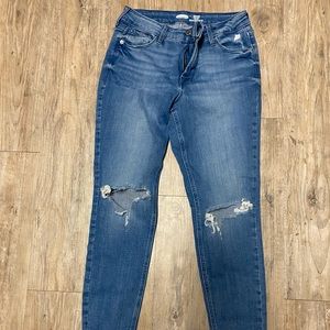 Old Navy rockstar jeans! Size 2